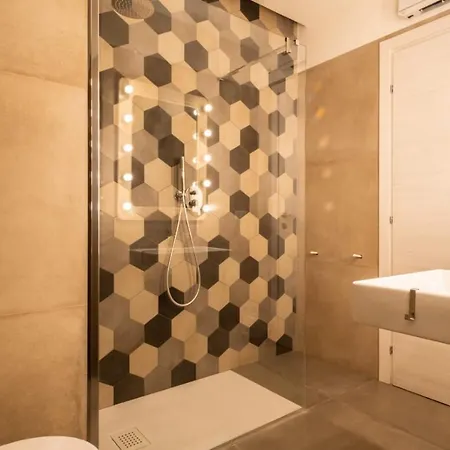 아파트 Dimora San Ferdinando 1 *